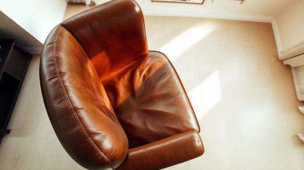 Top nettoyants quotidiens pour entretenir vos cuirs faciles